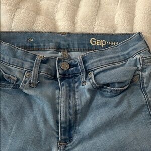 GAP Women's skinny jeans 26r